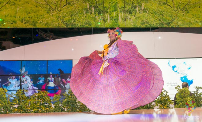 Danzas típicas de Panamá en Fitur