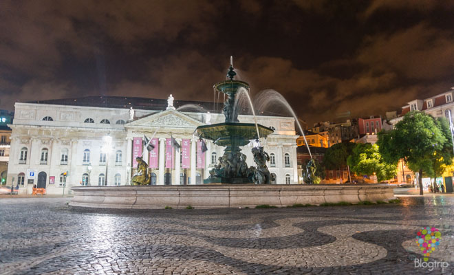 Plaza Rossio en el centro de Lisboa